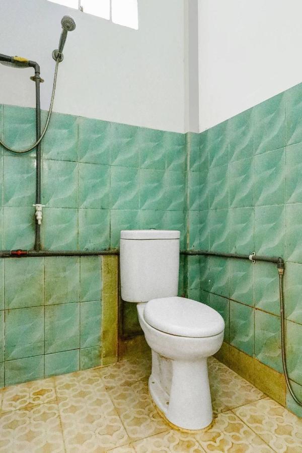 Spot On 91196 Manisee 2 Homestay Syariah Tanjunguma エクステリア 写真